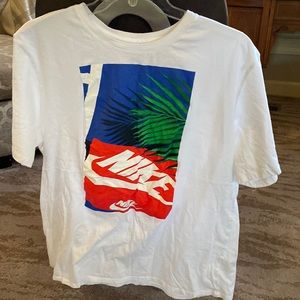 Nike tee xxl white